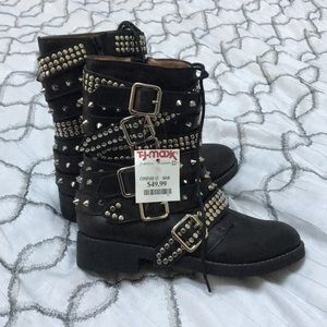 Jeffrey Campbell Cruzados boots.